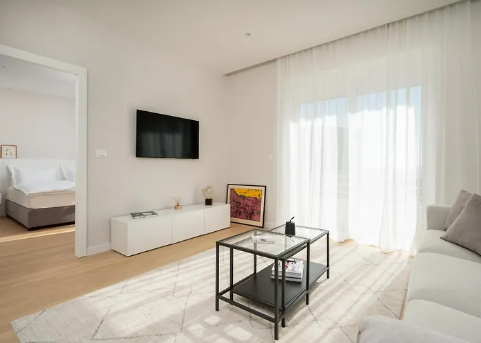 Sono Old Town View & Elevator * Split